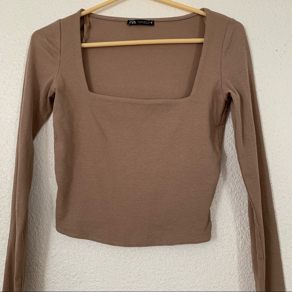 Zara Square Top